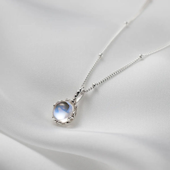Mondstein Halskette