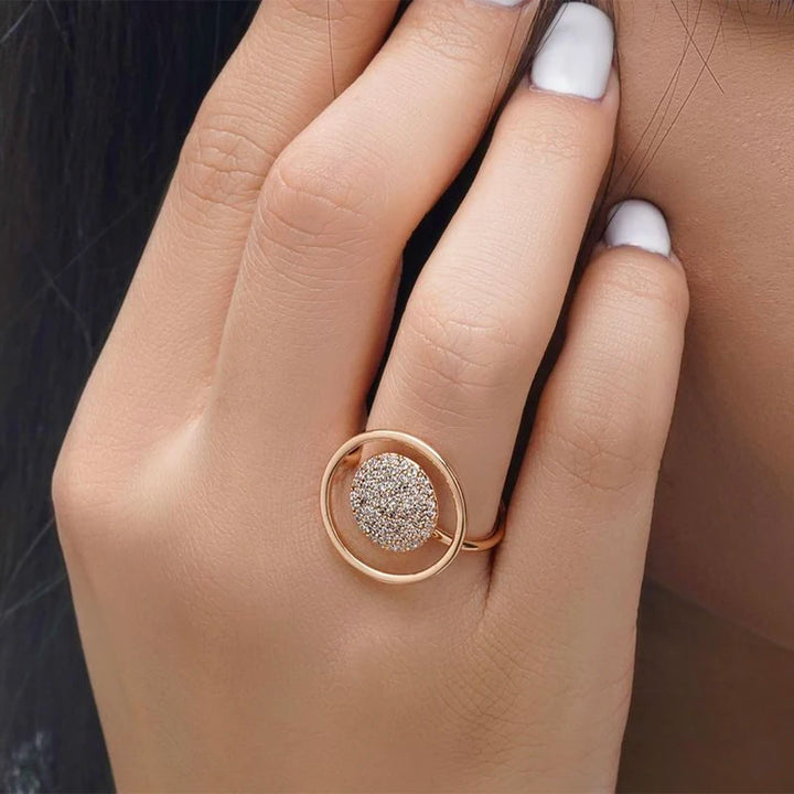Unique Ladies Ring with Full-Surface Zirconia