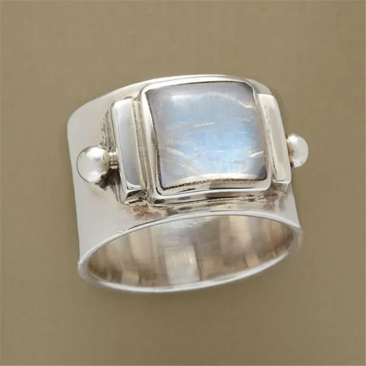 Vintage Ring Made of Cubic Moonstone