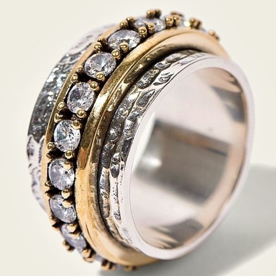 Vintage Gold and Silver Ring with Cubic Zirconia