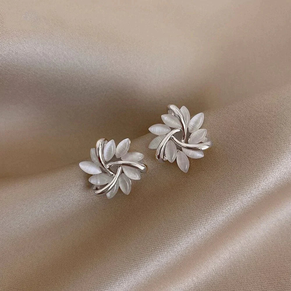 Circle Earrings with Opal Flowers in Gold